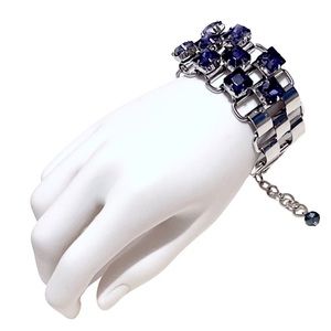 Crystal Cubes Adjustable Fashion Bracelet Silver/Blue